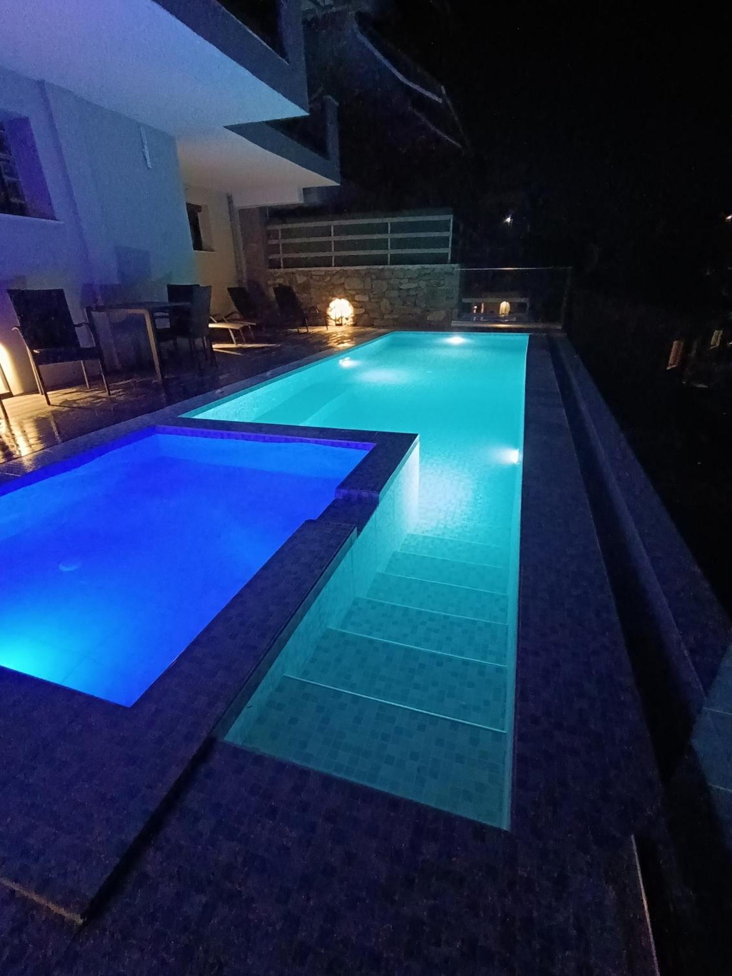 Aparthotel Alta Mare à Néa Péramos Extérieur photo
