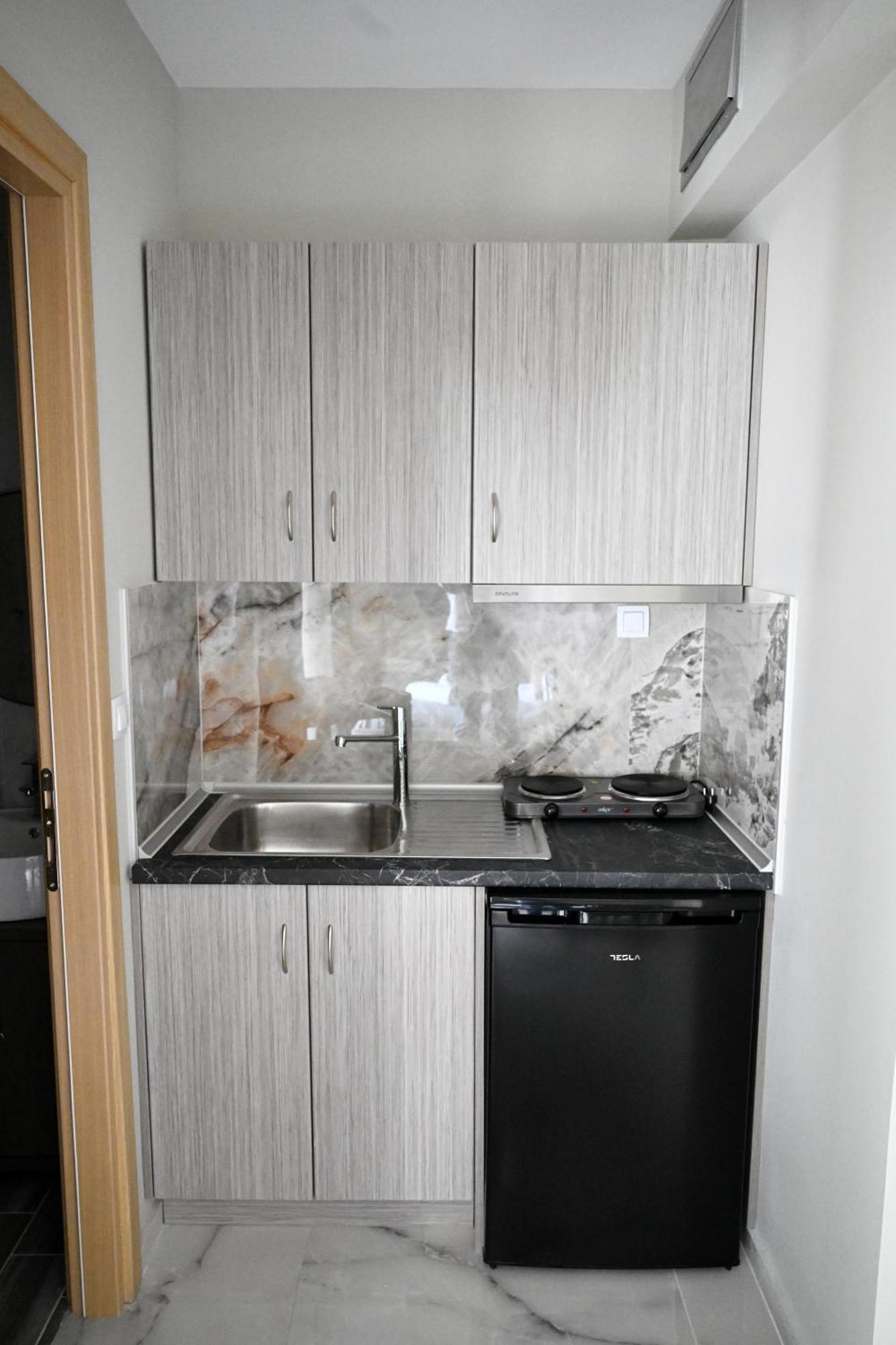 Aparthotel Alta Mare à Néa Péramos Extérieur photo