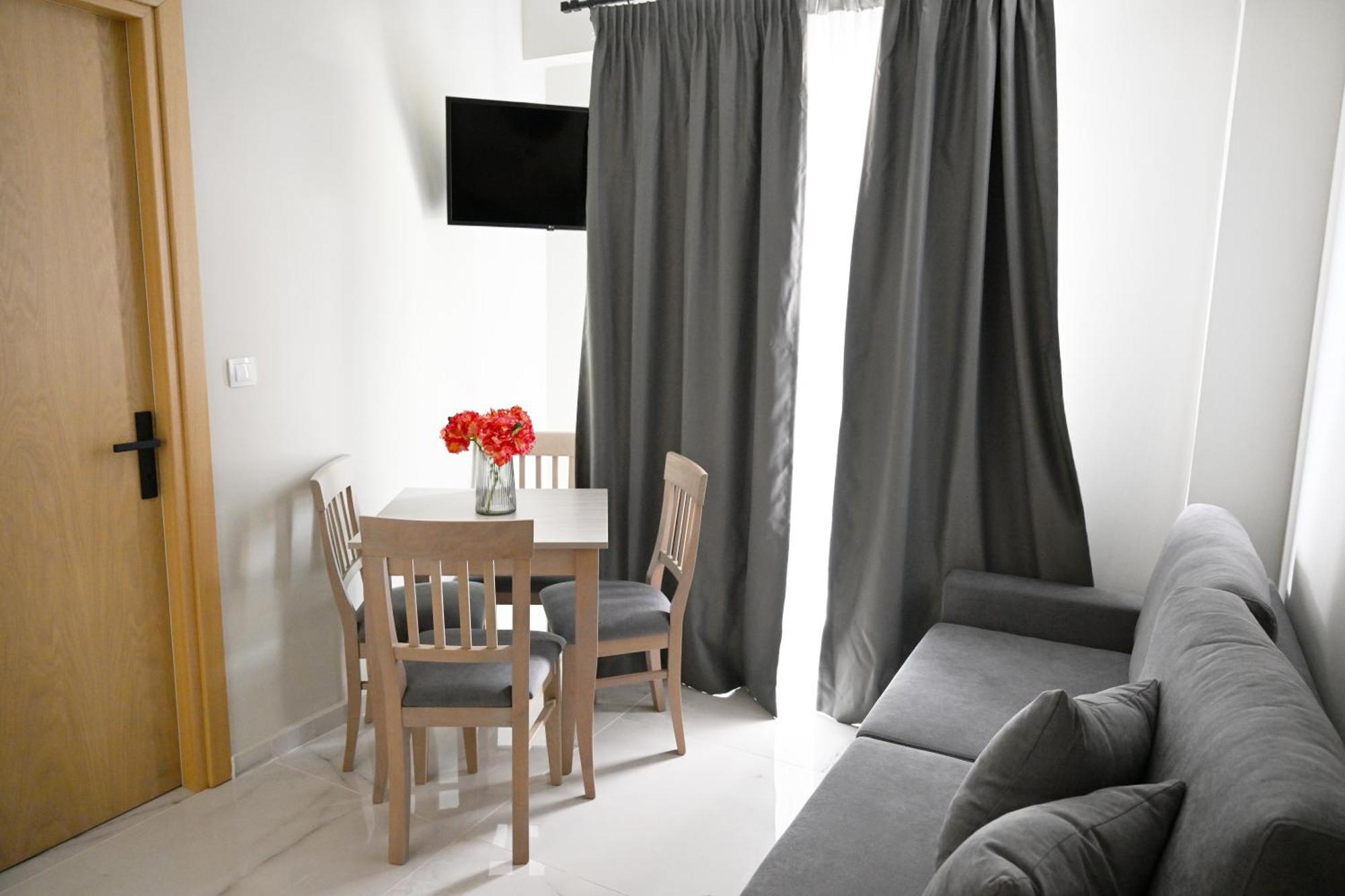 Aparthotel Alta Mare à Néa Péramos Extérieur photo