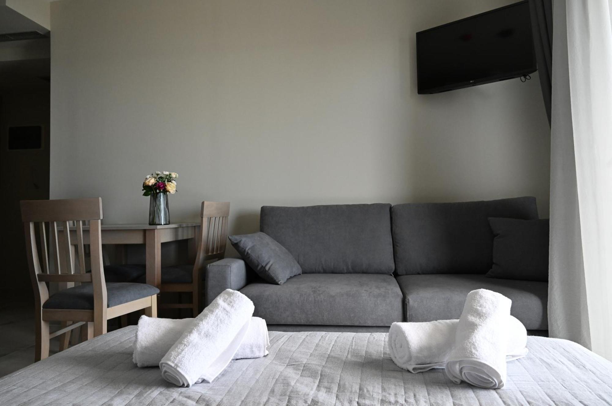 Aparthotel Alta Mare à Néa Péramos Extérieur photo