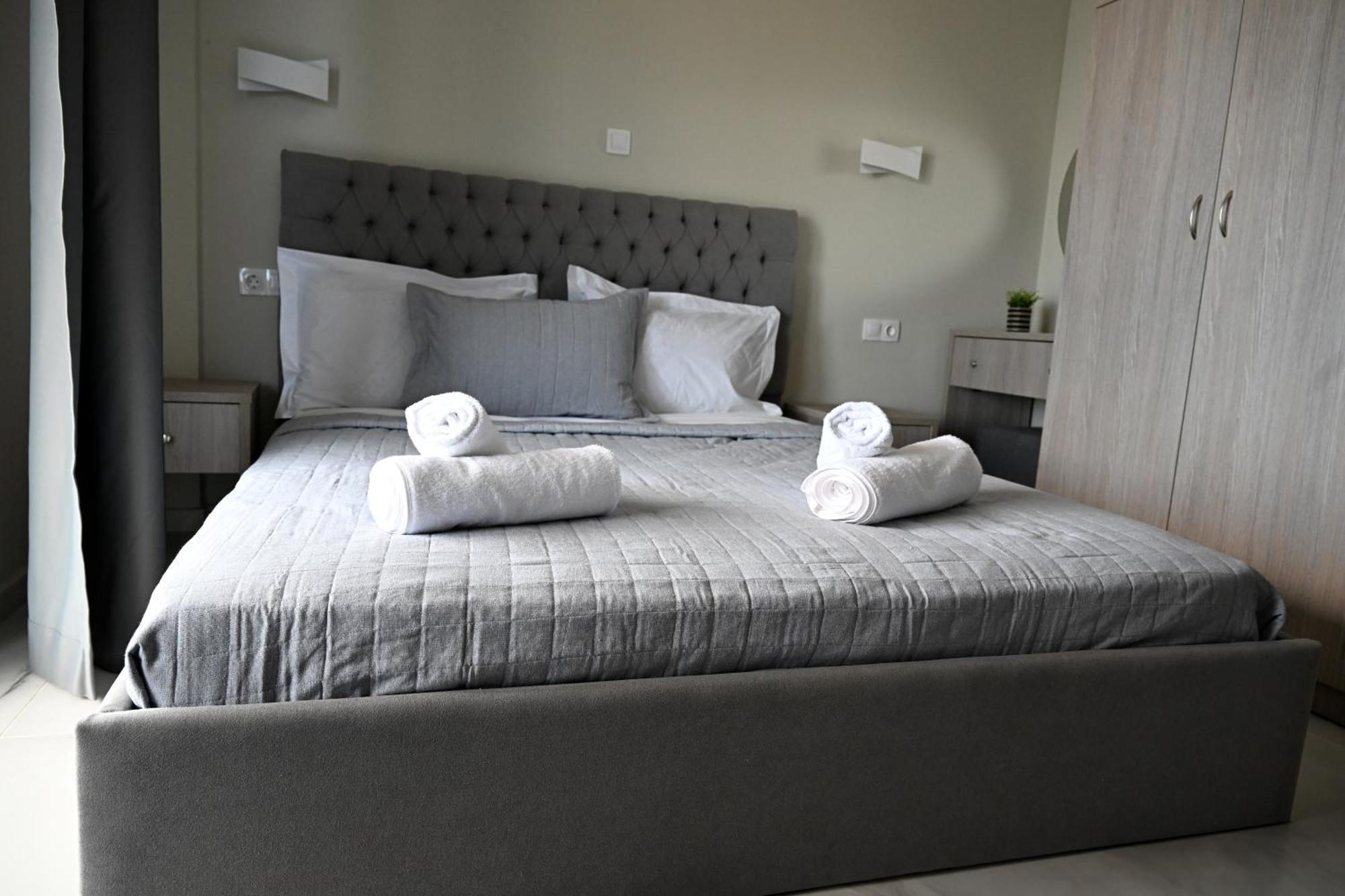 Aparthotel Alta Mare à Néa Péramos Extérieur photo
